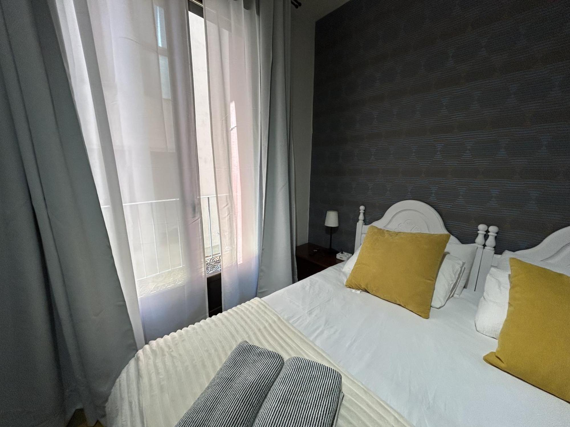 Casa Cedrohistoria Y Confort Con Parking Gratuito ซาราโกซา ภายนอก รูปภาพ